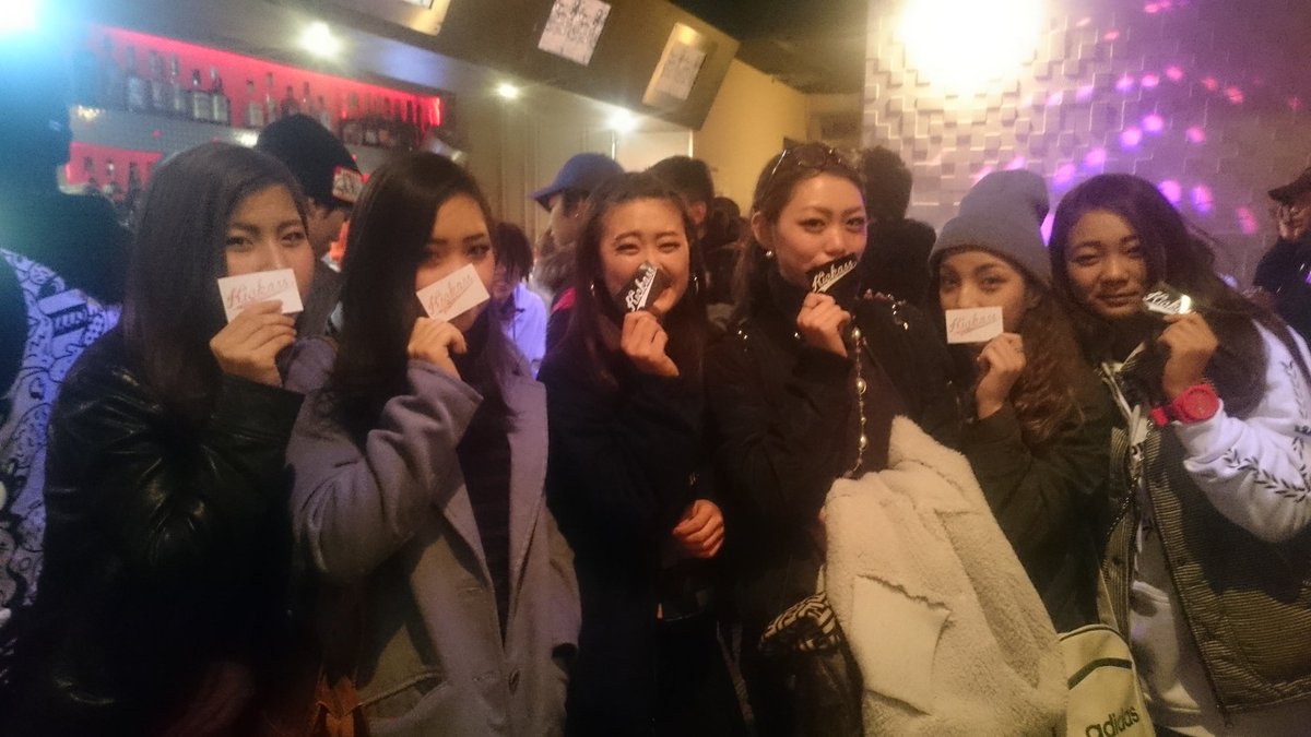 CHIAKI_503's tweet photo. HIGHVISION STREET大忘年会お疲れさまでした！！今年最後のMIC納めでしたが純粋に楽しかったです♪KICKASSのステッカーをもらってくれた子達もありがとう☆またよろしくです、Respect☆ https://t.co/Y4fusfT6Sg