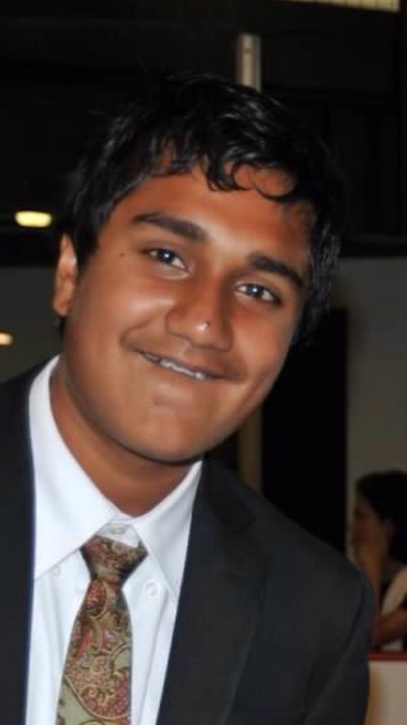 eshangupta10's tweet photo. Hbd bro @KumtaTansy 🎉 puberty did you well https://t.co/sifDMqjwjd