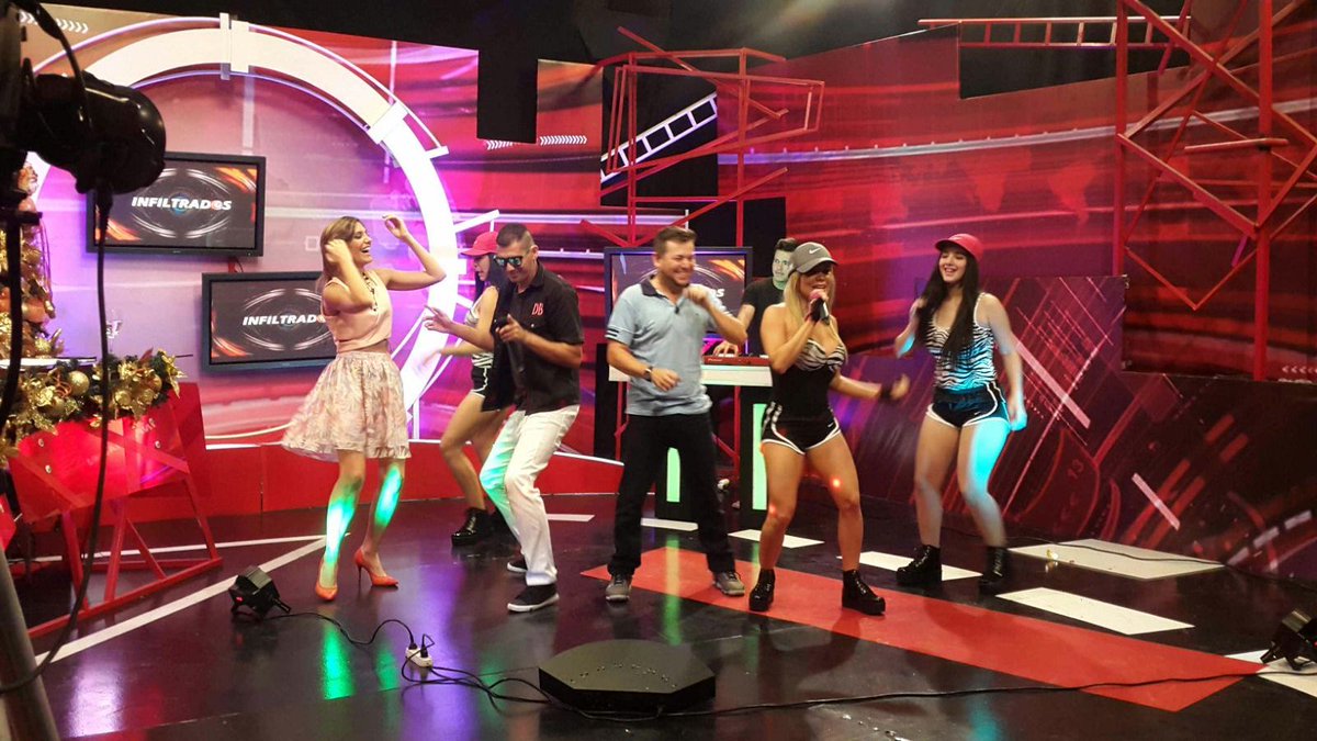 ¡Gracias <a href="/dahianabresa/">Dahiana Bresanovich</a>!