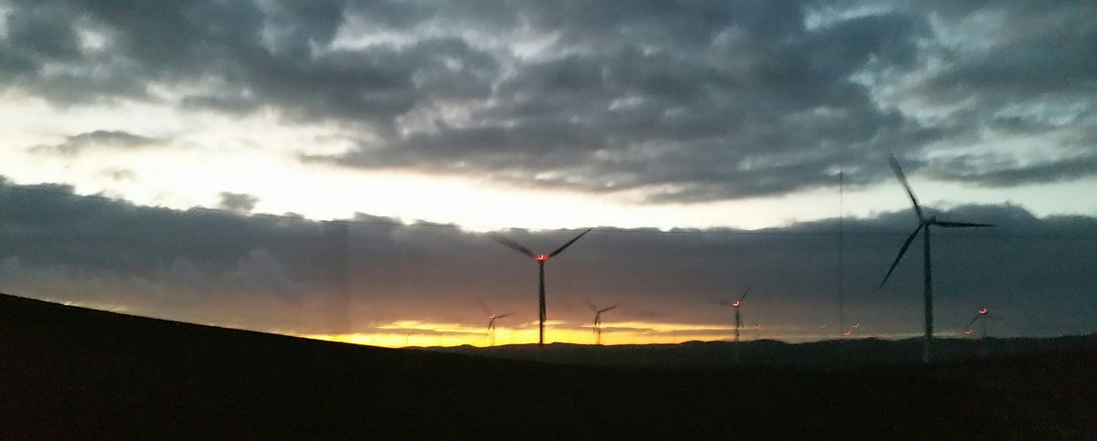 magarli65's tweet photo. Y más atardeceres... https://t.co/ISfe0XdyaC