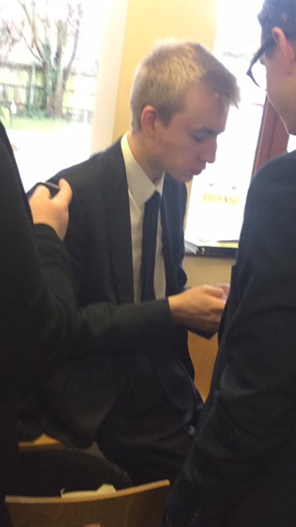 PepDobbechini's tweet photo. @Tom_Carts happy birthday mate- haven't changed a bit x https://t.co/3lDCu7TAfT