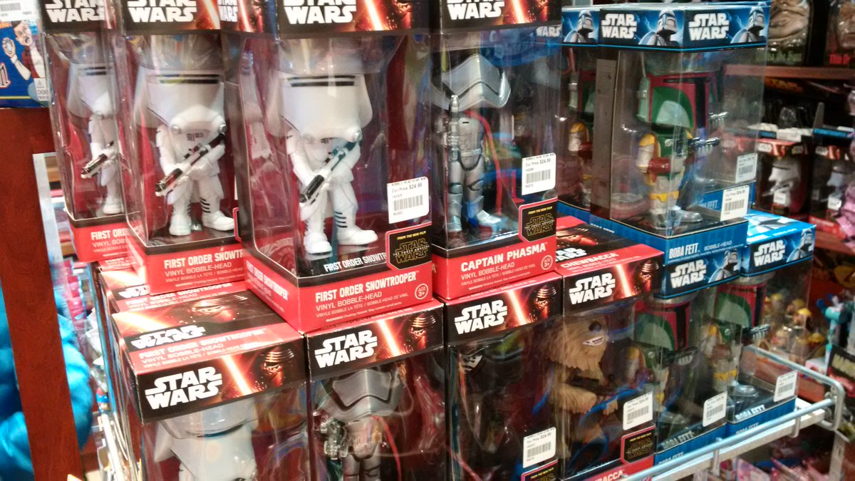 berryonline's tweet photo. #TangyZangy, #PuckerPowder, sweet, sour, @StarWars &amp; more - so many choices, so much fun! https://t.co/78cQnQQgmt
