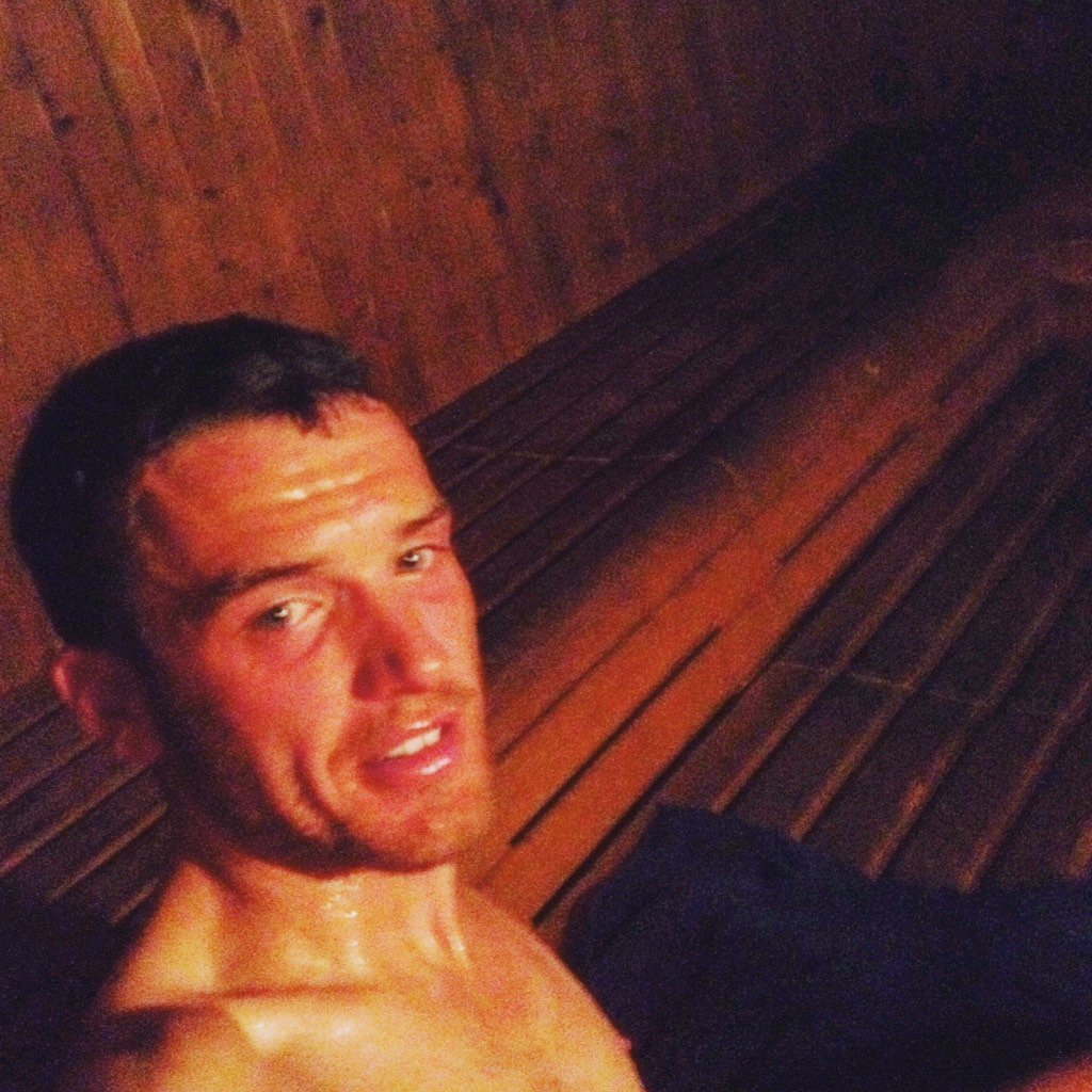 After a hard training this morning, tine to recovery in <a href="/CentreCENIT/">Centre CENIT</a>