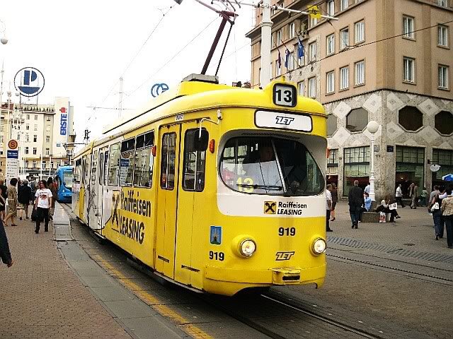 luksa2004's tweet image. DueWag GT-6 im Zagreb 🚃