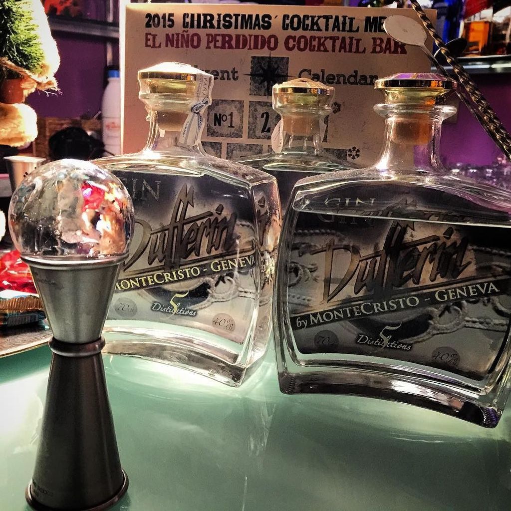 Momentazo <a href="/dufferingin/">Dufferin Gin</a> y <a href="/iceandcraft_/">Ice&Craft</a> en <a href="/velvet_elda/">Velvet Cocktails & Gins Velvet_elda</a> #SoyGinTonic
