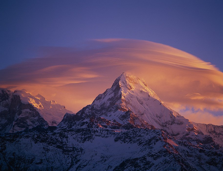 New_samachar's tweet photo. #RucksackRose: RT worldmountains: Annapurna South, Nepal, standing at 7219 metres tall. #mountains #clouds #snow https://t.co/QsM6rRv9yv