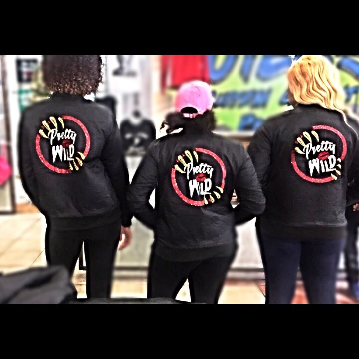 QueennJtheDJ's tweet photo. Marking Territory ๐๐พ๐ #WeRunThis #PrettyWildWednesday https://t.co/2tdJzckdBQ
