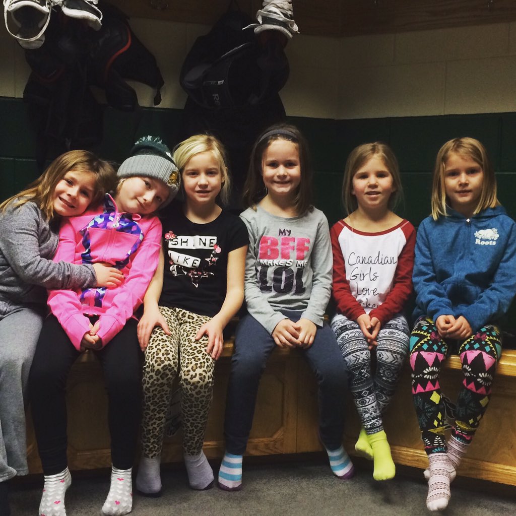 Little girl power in the Knights dressing room! #tyketourney #Budweisergardens