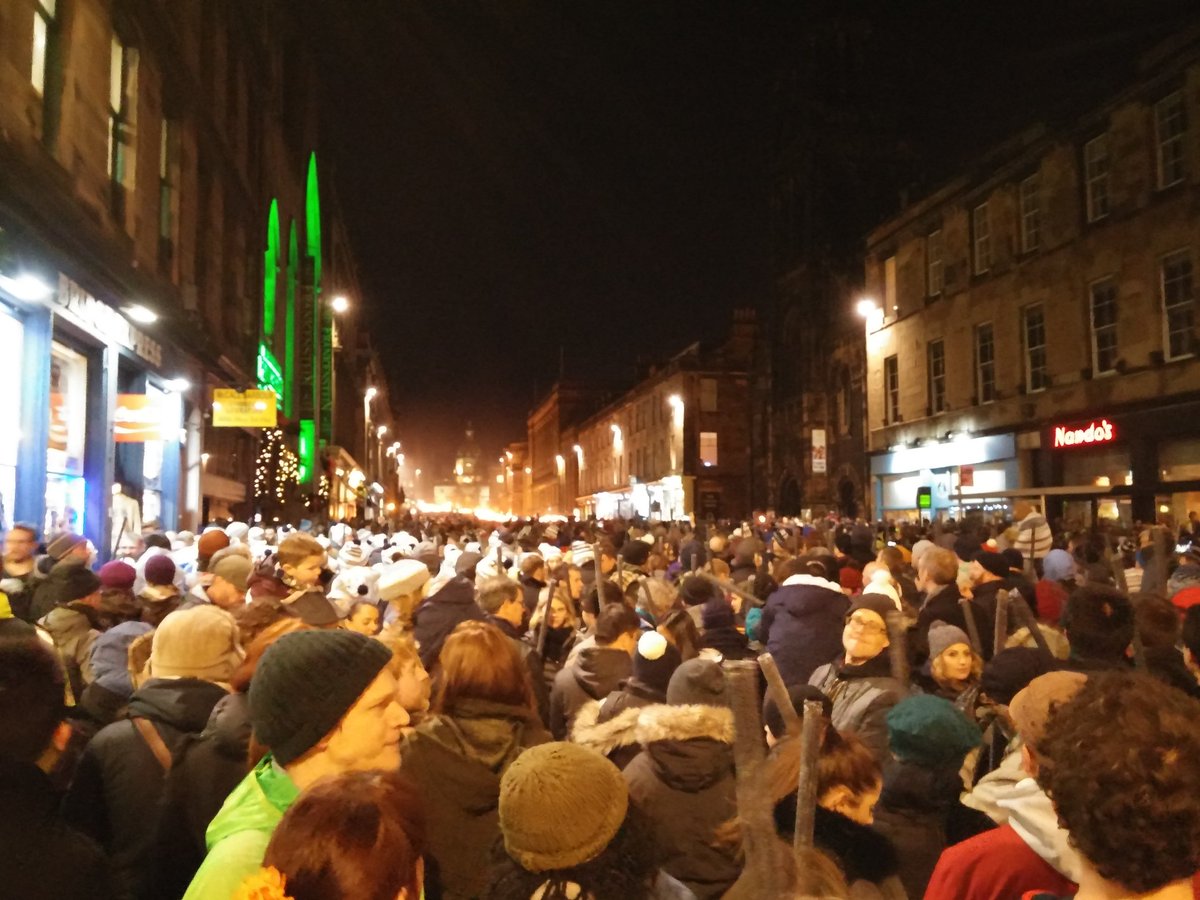 CuratedTravel's tweet photo. Waiting for Edinburgh's #Hogmanay torchlight procession to begin! https://t.co/SncbJ4F81F