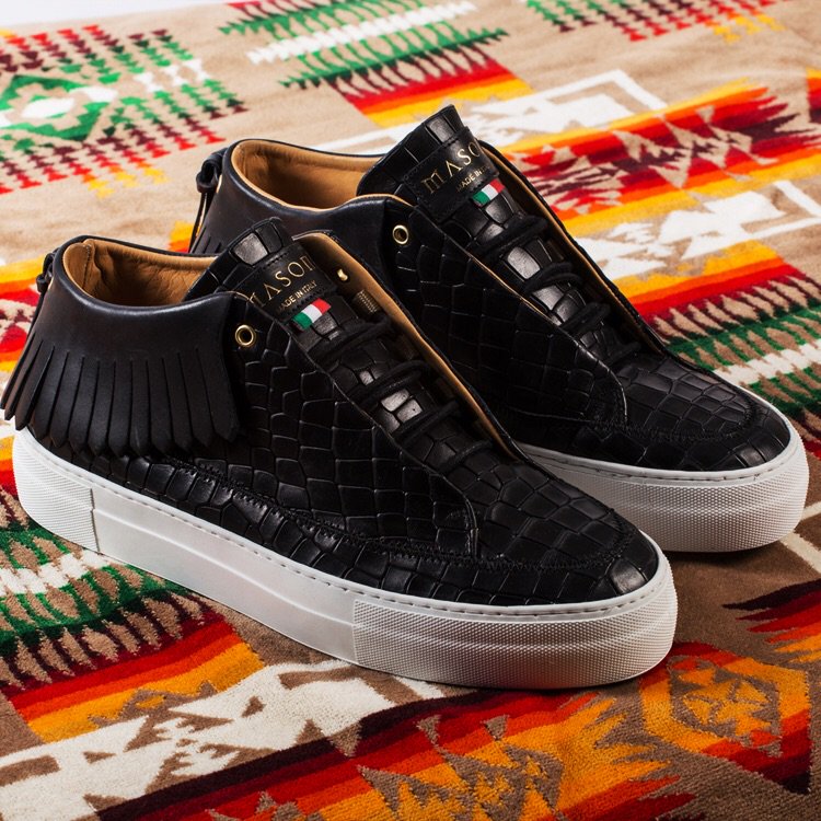 Webshop exclusive! Our Navajo pack is made from a croc embossed leather build on a thick outsole, 150 pairs only!