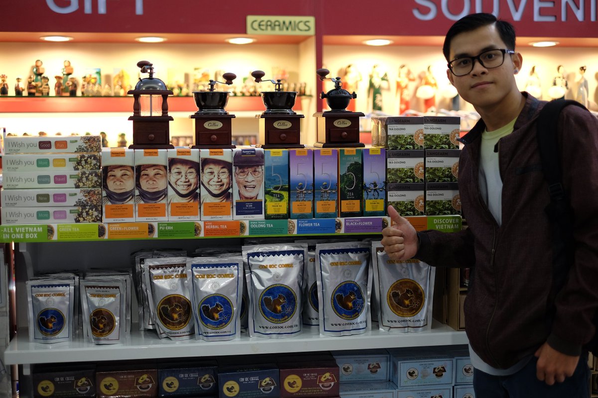 SenseAsia's tweet photo. Our Teas Displayed For Sales at Tan Son Nhat Airport, HCM, Vietnam :)
#tea #teapins #tansonnhat https://t.co/LG2uF4hrLY