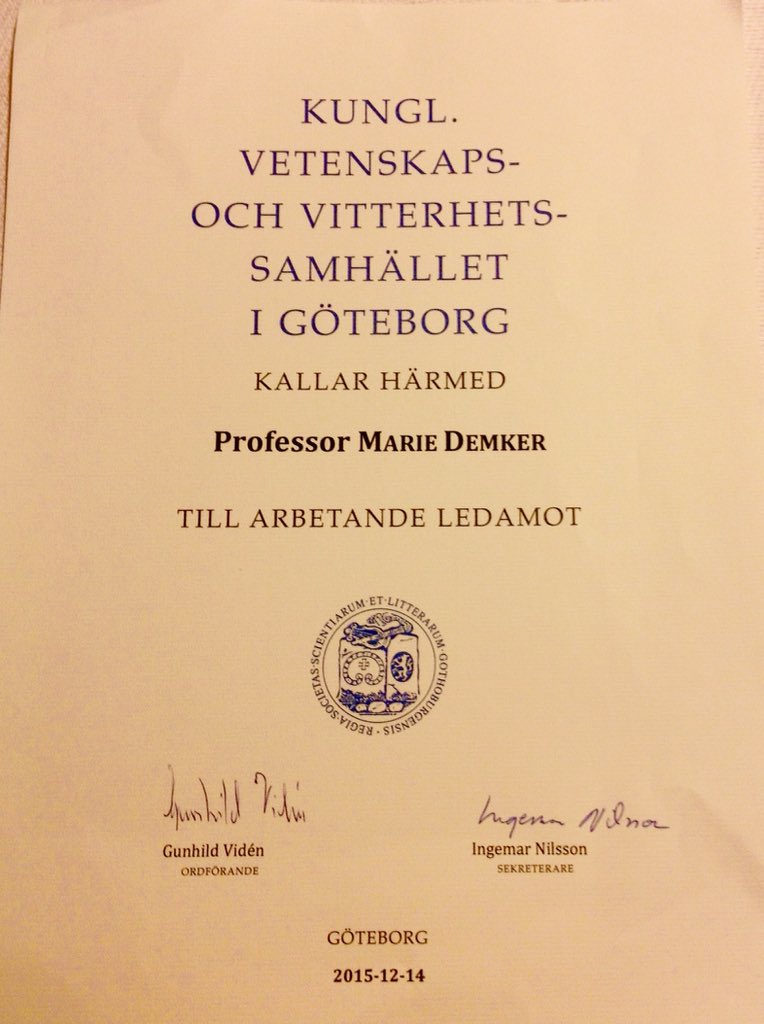 Vanstrastranden's tweet photo. Mer arbete under 2016 ;) Hedrad över att tillhöra de kallade och glad over förtroendet. #kvvs #vitterhet #gbgftw https://t.co/GtuqAgPiF6