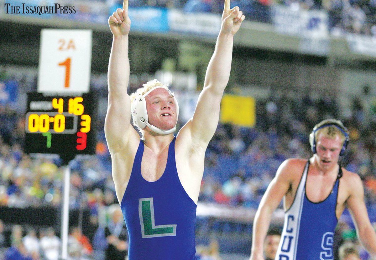 issaquahpress's tweet photo. The year in sports — Eagles, Patriots, Spartans all have moments of glory in 2015: https://t.co/Ega5bguvGU #IssPreps https://t.co/vSrVSlwrvv