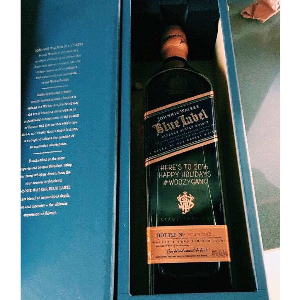 ayeeee have a drink with us 🍸