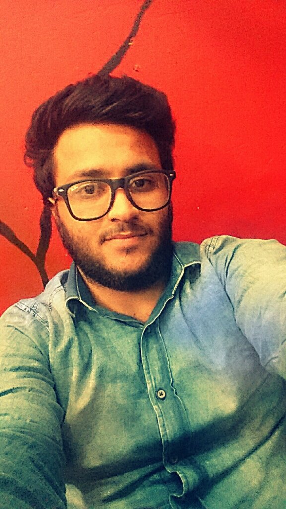 Alnoagya's tweet photo. نحنــ نگبر ولگن ـقلـوبنا صغيـره....          تحتاجــ دومــاً ألي الاـهــتمامـــ.... https://t.co/eBM8Hq6IGJ