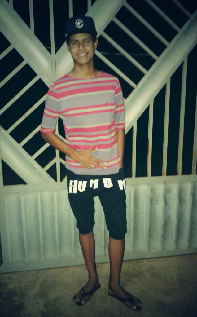 99% anjo perfeito + aquele 1% vagabundo safadao seii que elas gostao,,,