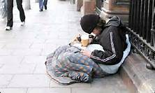 junei96's tweet photo. #iMAGINE #BEINGHOMELESS Yeah, I bet you'd rather not. We are all potential victims show compassion #OpSafeWinter https://t.co/NGiHlPwYIM