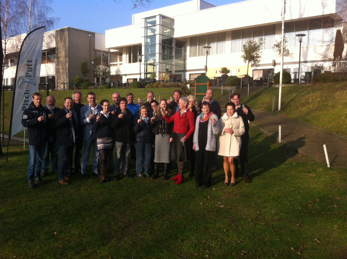 De coöperatie Pitch en Putt wenst u allen een voorspoedig en gezond 2016!