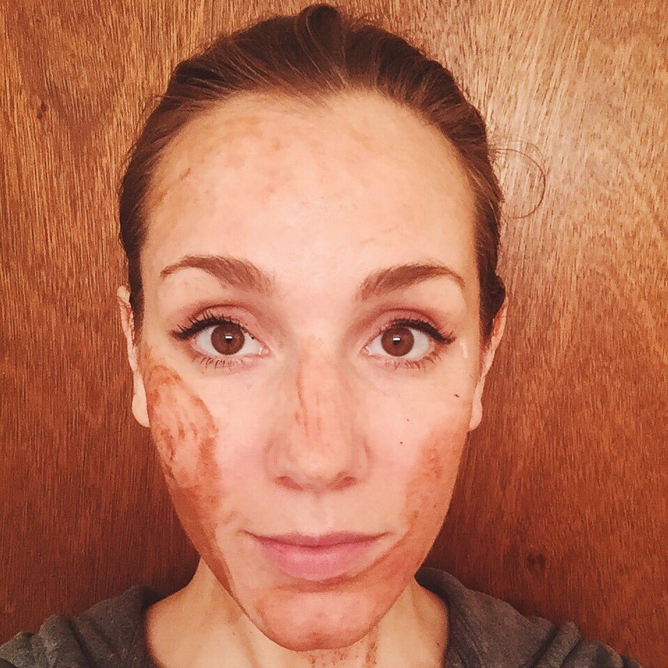 happymrshughes's tweet image. ...homemade foundation did not go so well. #pinterestfail #diyproblems