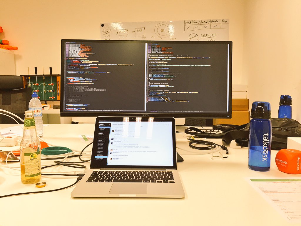 JoaoVasques's tweet image. Hack the night away at @Talkdesk #talkdesk #hackathon #apachestorm #talkdeskportugal