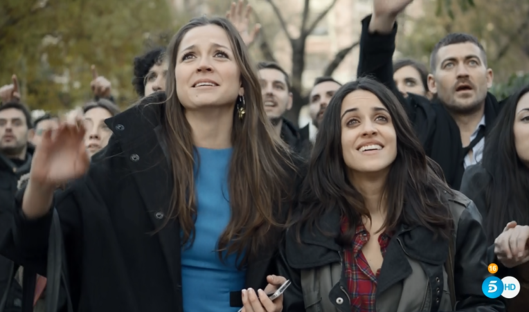 Bybserie's tweet photo. #DesenlaceByb Aún no han salido todos. https://t.co/Gx3PCTavRB https://t.co/0UL2FZVbqm
