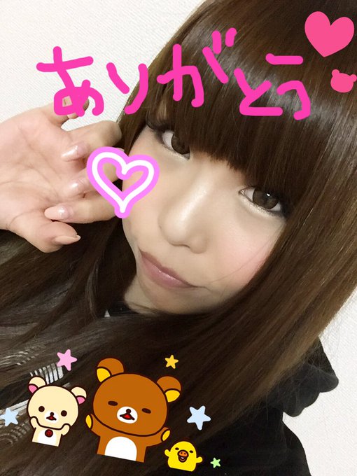 2015年もたくさんお世話になりました！いっぱい応援してくださって、ありがとうございます(つ&forall;｀*)！ 来年もマイペースに頑張ります！ https://t.co/C7COwlFH3h