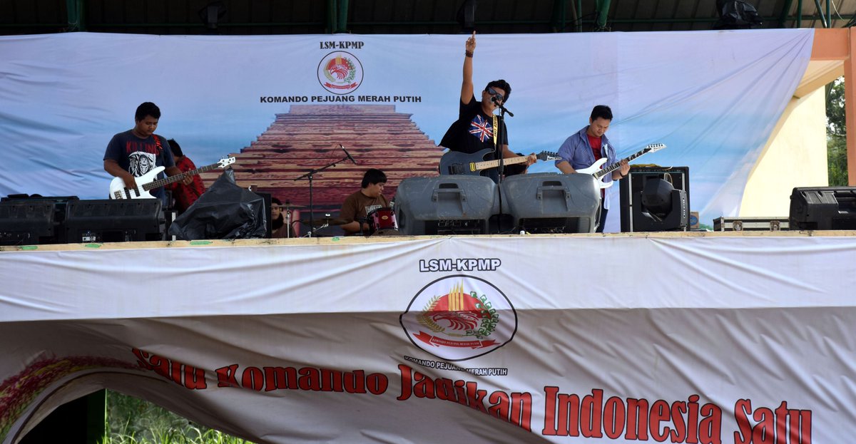 Undangan Gig di Cibinong