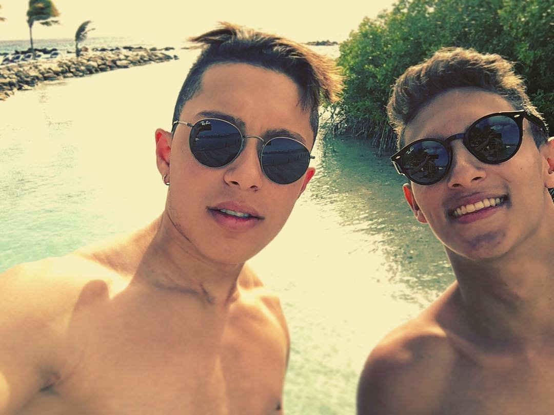 TomasTLB_'s tweet photo. Preciosos @thelatinboyreal TE AMOOO https://t.co/9DNDhxkgyJ