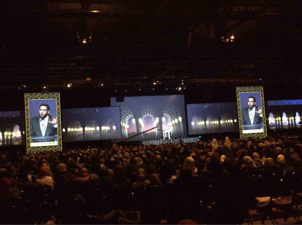 MohamedAbutaleb's tweet photo. Thanks @MAS_ICNA_CONV for an incredible convention, special thanks to the volunteers who made it possible! #mas15 https://t.co/HnndannG1r