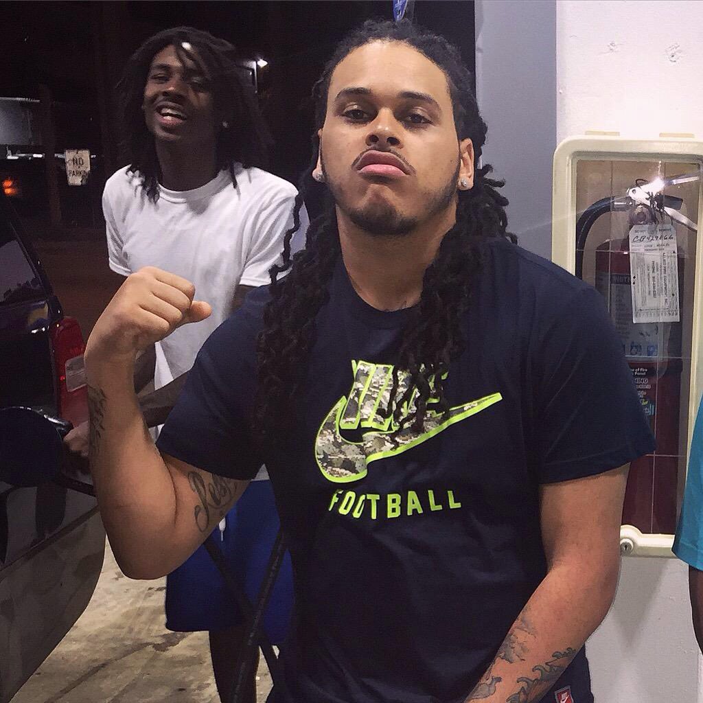 dreadrastalfe's tweet photo. @ImTonioC #Dreadheads 💯😍💪🏾 https://t.co/KD2myZQx7m