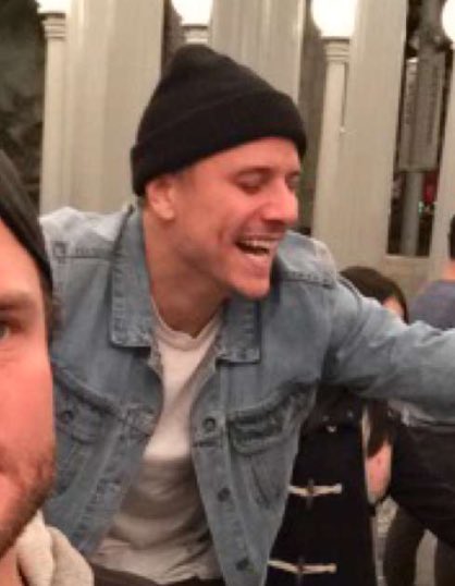 oreomilkshcke's tweet image. @IdntEvnKnow @2HighBros You high 😂😂