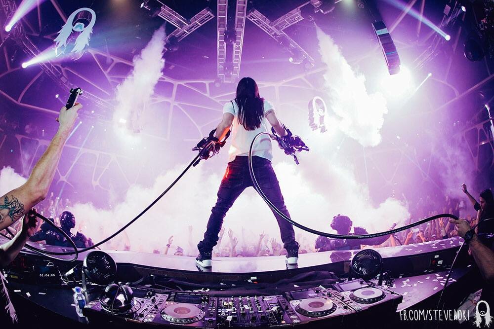 Ready for 5 shows in Jan at @OMNIALasVegas & @HakkasanLV!  Tix Here: omnia.ws/steveaoki hkk.sn/aokitickets https://t.co/wtuPILsGaz