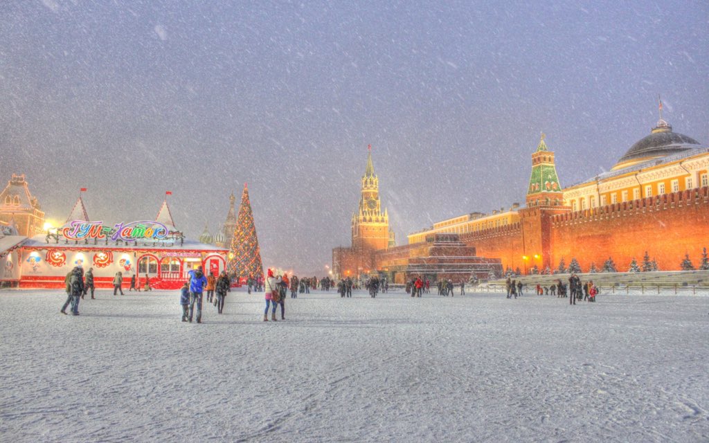 Glor4ic's tweet photo. Как же хочется снега ❄️❄️❄ хотя бы чуть-чуть 😍😍❄️❄️❄️🎄🎄 https://t.co/CaPCI6gYDs