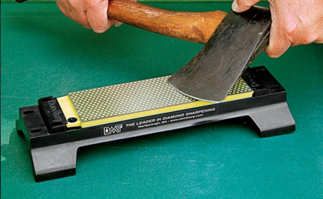 RealWorldSurviv's tweet image. DuoSharp Diamond Bench Stone ow.ly/WiwOT #benchstone #sharpening