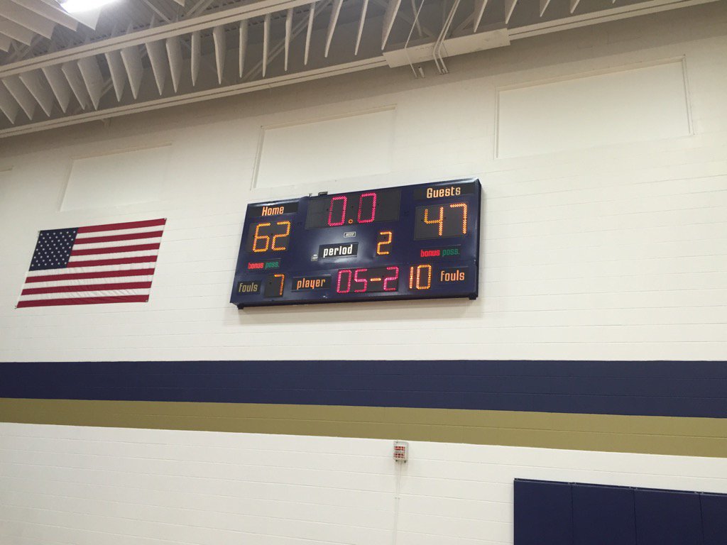 TGbball6thman's tweet photo. Bethel holiday tournament champs! https://t.co/5s8L0jTjZz