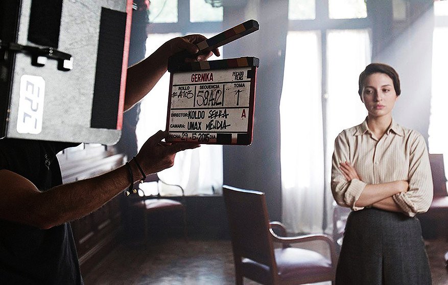 MariaVRusia's tweet photo. #NEW! @mariavalverde como Teresa en @GernikaTheMovie #KoldoSerra #PecadoFilms https://t.co/hdw01alQ6P