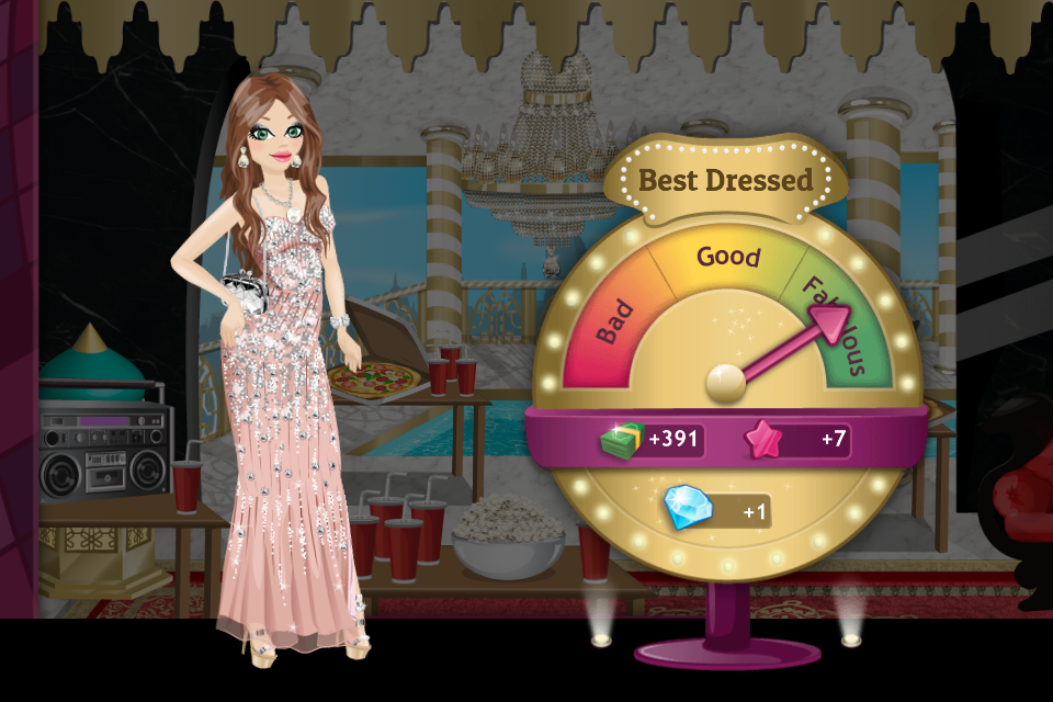 danniatous's tweet photo. Oh, wow! It seems I’m the best dressed at the party! #SUPERSTARLIFE https://t.co/jTirNQqXfy https://t.co/RPU2n4SnVe