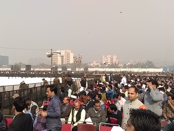 gaurangasundarD's tweet photo. #NH24GZBMODIfied
@narendramodi ji's #DevelopmentRocks ,
Crowds pour in to hear Modi ji !! https://t.co/env0R0Jm4r