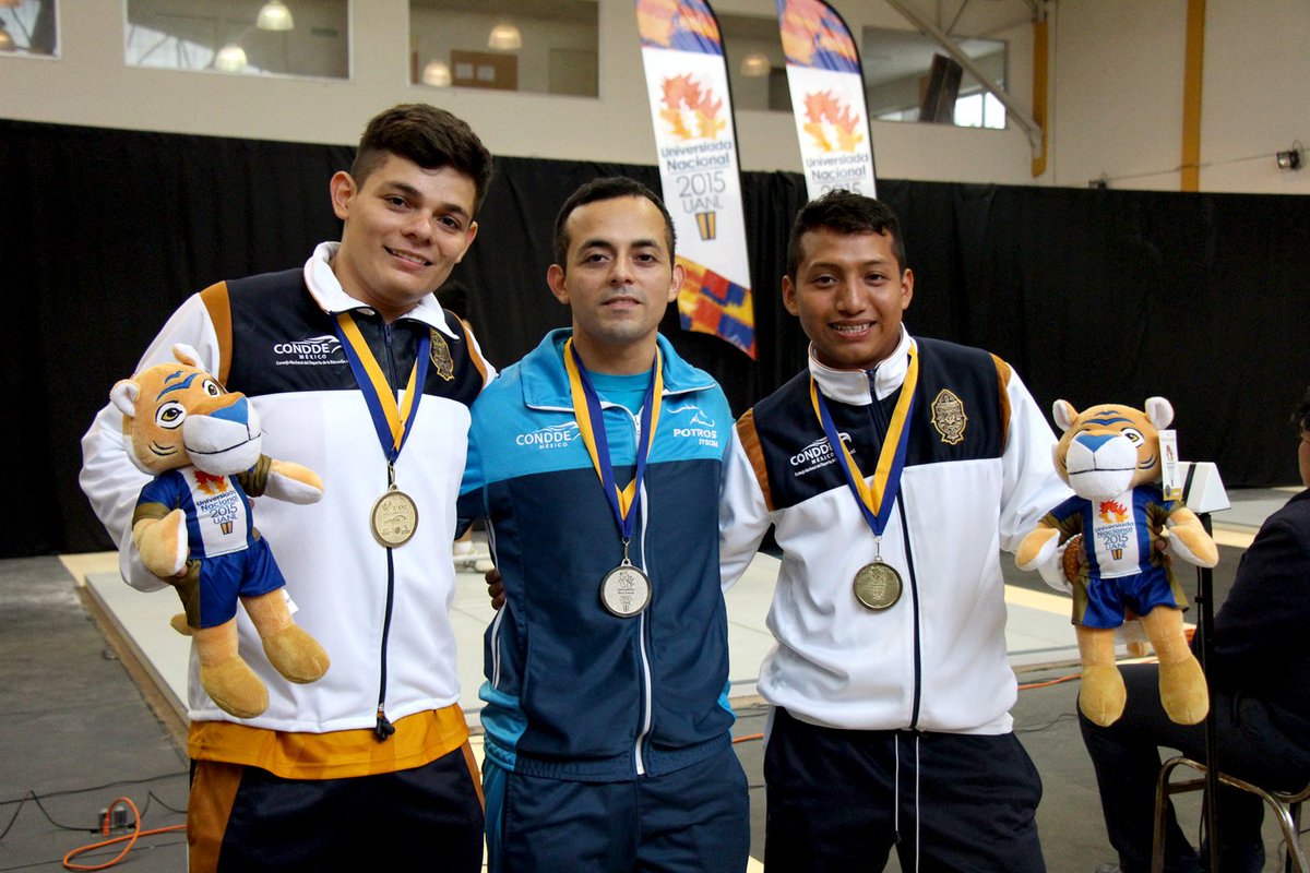 Universo_Dep's tweet photo. #UD2015: Los pesistas Alan León y Alfredo Dzul lograron el bicampeonato nacional en la Universíada este año #Abril https://t.co/65pwjs4VH8