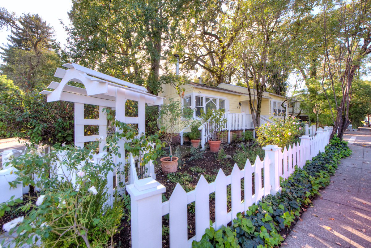 MeganPomponio's tweet photo. #SOLD! Charming 1bed/1ba #SanAnselmo duplex located minutes from downtown! #MarinCounty #RealEstate #Sothebys #DBSIR https://t.co/QSExSxenJu