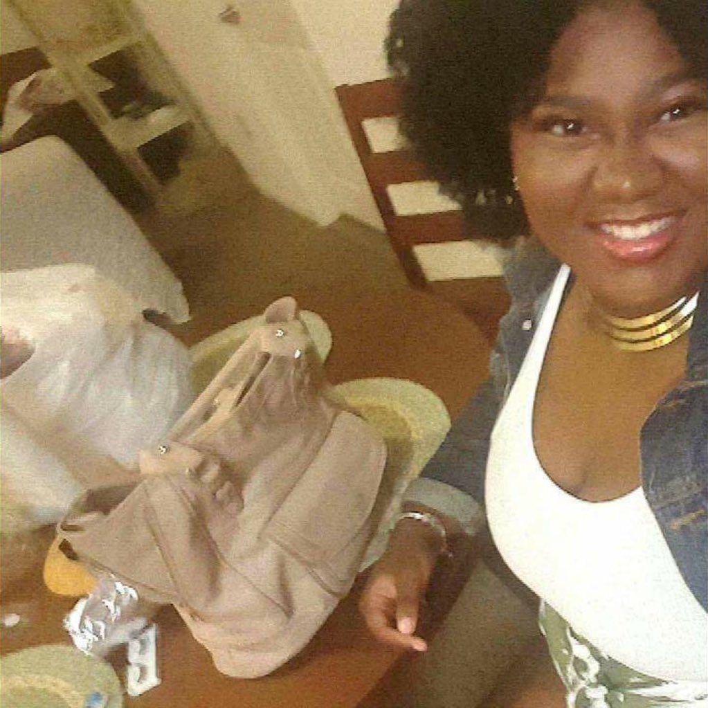 MasterMindDBS's tweet photo. iAmAlyCeMaRie: RT IAmMelodySangs: Follow jShavon_C #JessAmor ✨ as she begins her journey to success. #BrandBuildin… https://t.co/O4GpZWGr62