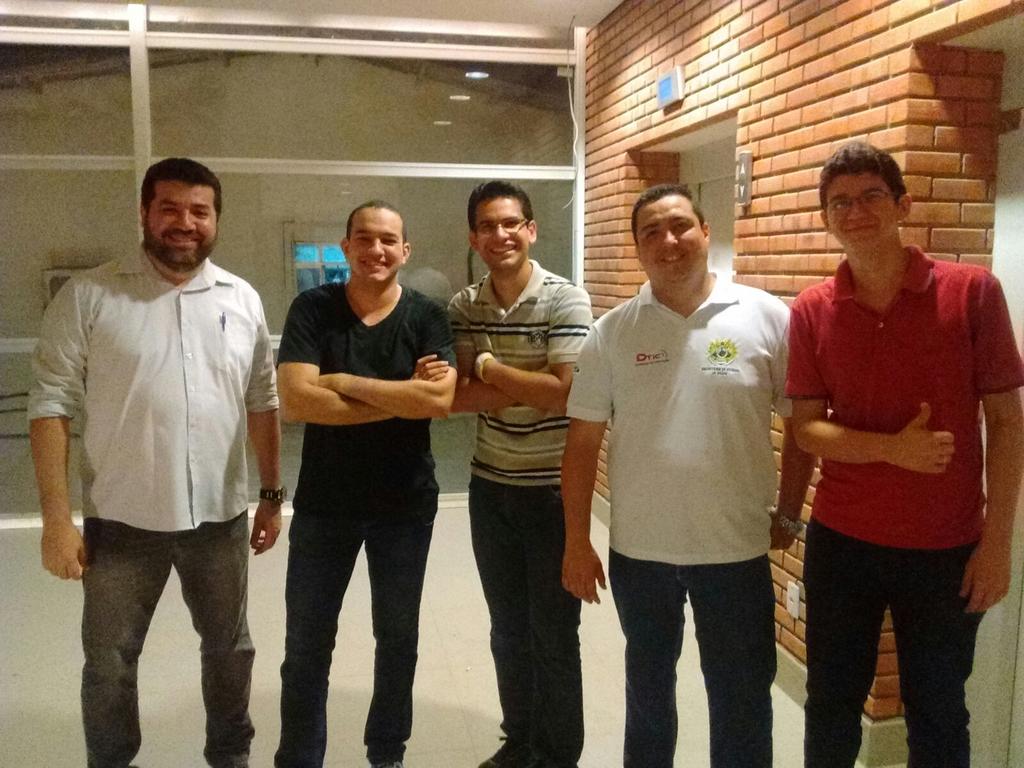 scanizio's tweet photo. Finalizando as atividades no novo prédio do Huerb, #Sesacre https://t.co/3n2A1SjPBn