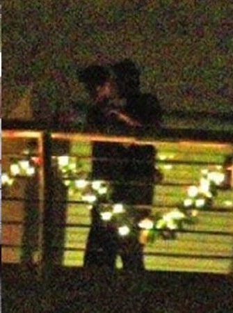 Embedded image permalink