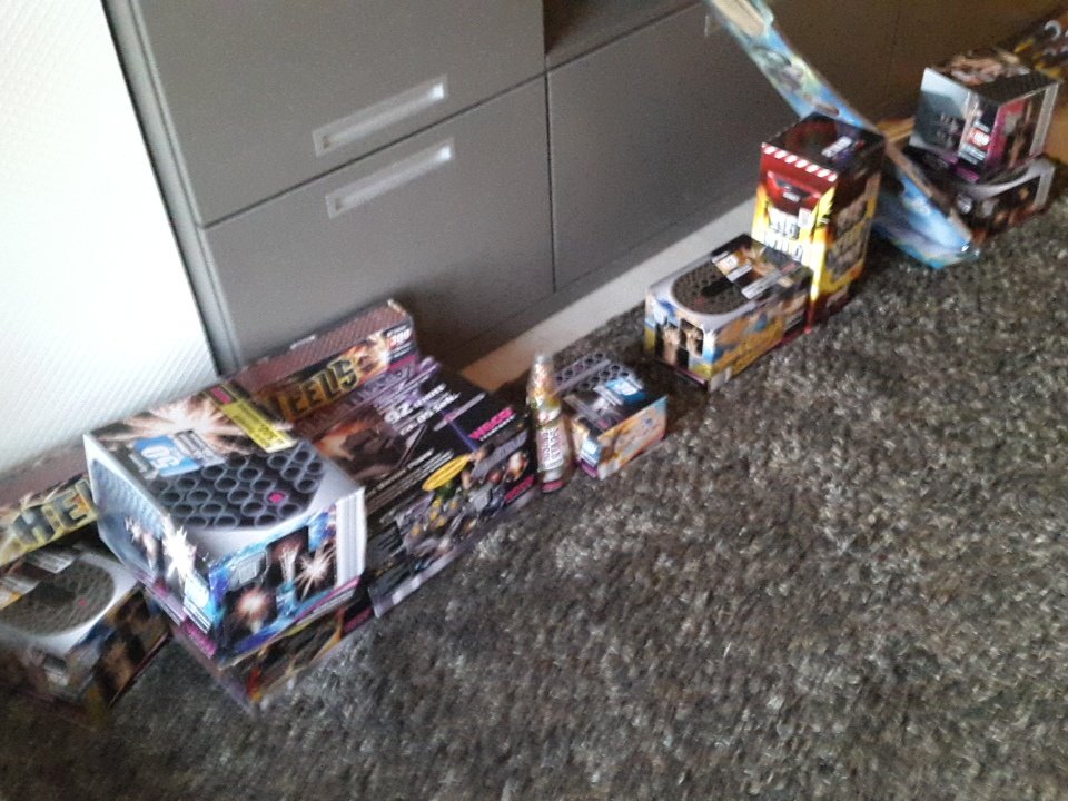 ImDarkPhoenixHD's tweet photo. Haben richtig geiles Knaller.😀 https://t.co/JR9awAM5sD