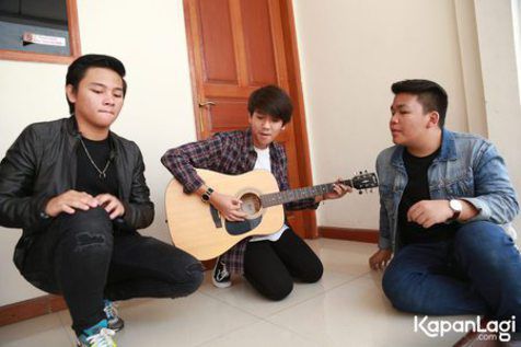 AloversBWS__'s tweet photo. @AlvaroMaldini1 @TeukuRyz @iqbaale @CJRisCJR https://t.co/2DWwLo1Zpj