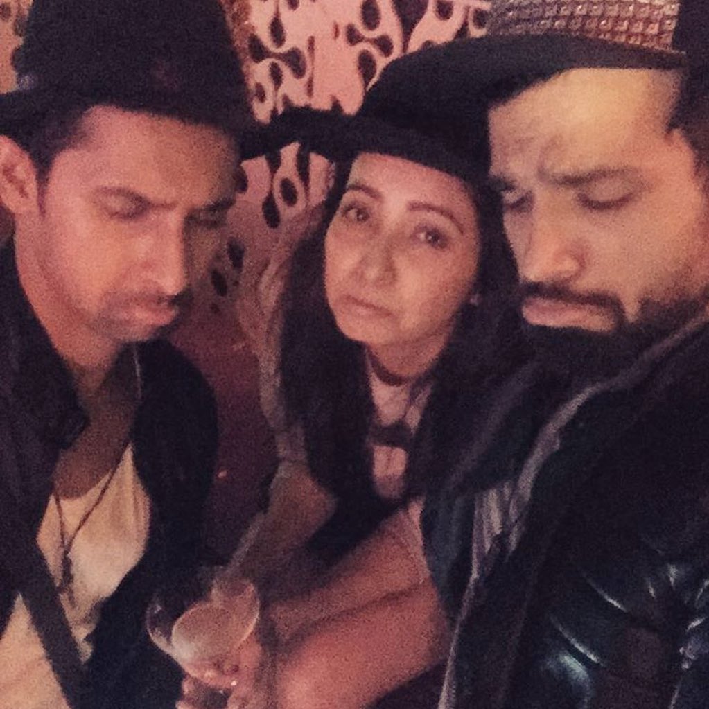 Embedded image permalink