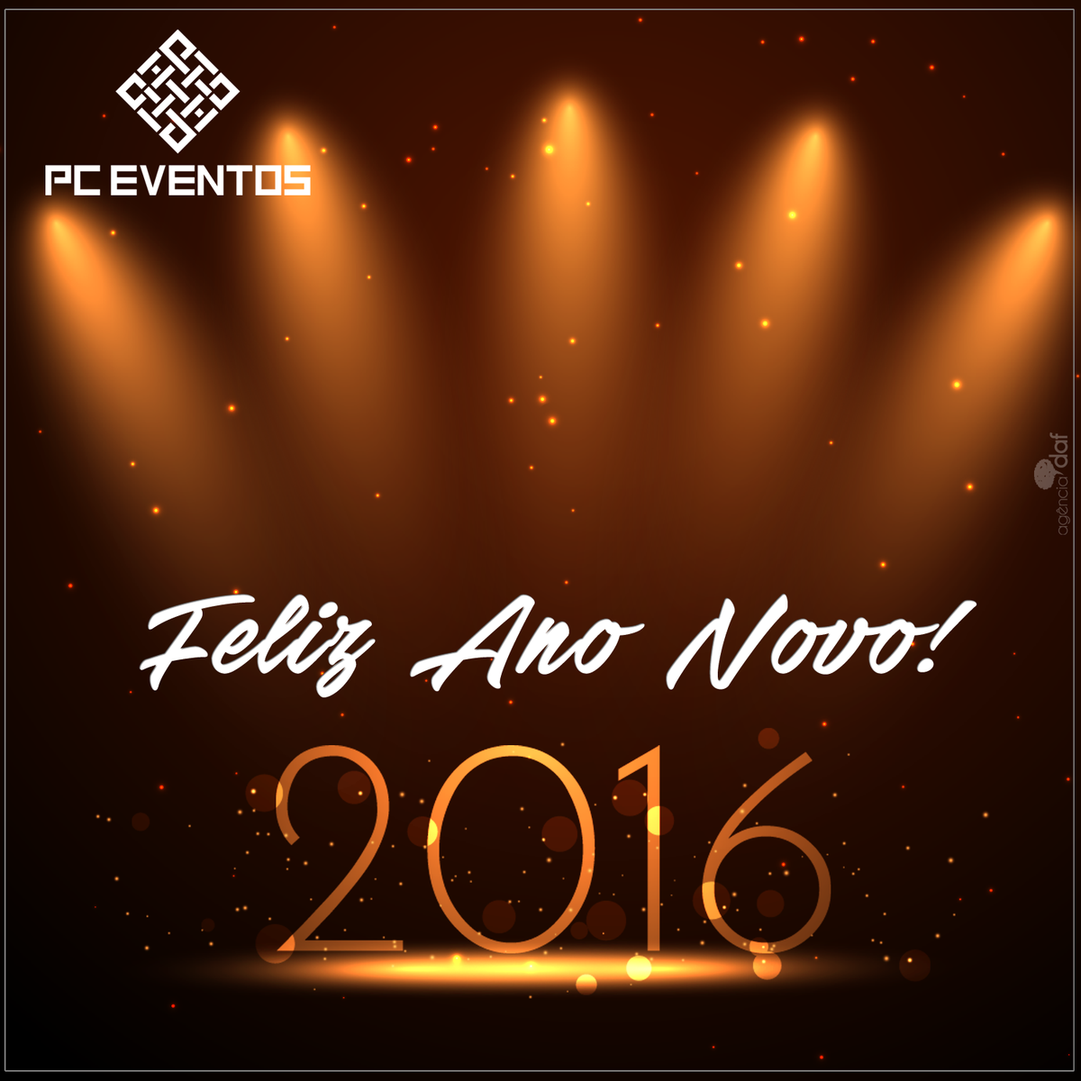 pceventosGO's tweet photo. Feliz Ano Novo! Muita paz,saúde e realizações,é o que deseja a equipe da PC Eventos para todos os amigos e clientes! https://t.co/A1m9KbvPtP