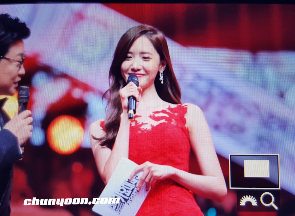 [PIC][31-12-2015]Hình ảnh mới nhất từ "2015 MBC Gayo Daejeon" của SNSD + MC YoonA - Page 5 CXj0sjDUMAIN27b