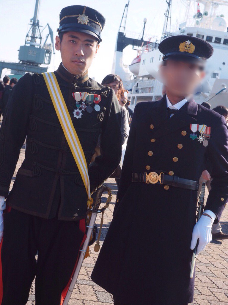 丸楠怜人 4 3寝屋川公園アコスタ デンボク ポケモンアルセウス Sur Twitter 明治陸軍中尉通常礼装と海軍准尉通常礼装 C Cコスプレ Ccos T Co Htxgc4yuav Twitter