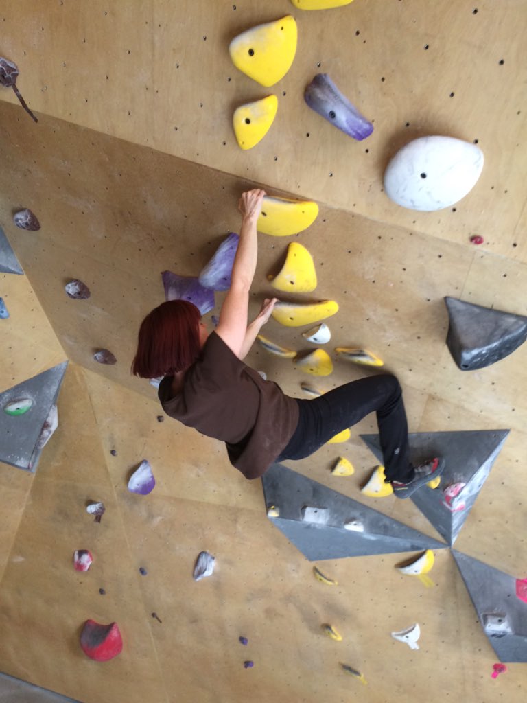 VBurnsHFX's tweet image. Who doesn't want to be a monkey? :) @SevenBays #bouldering #climbing #lifeat46